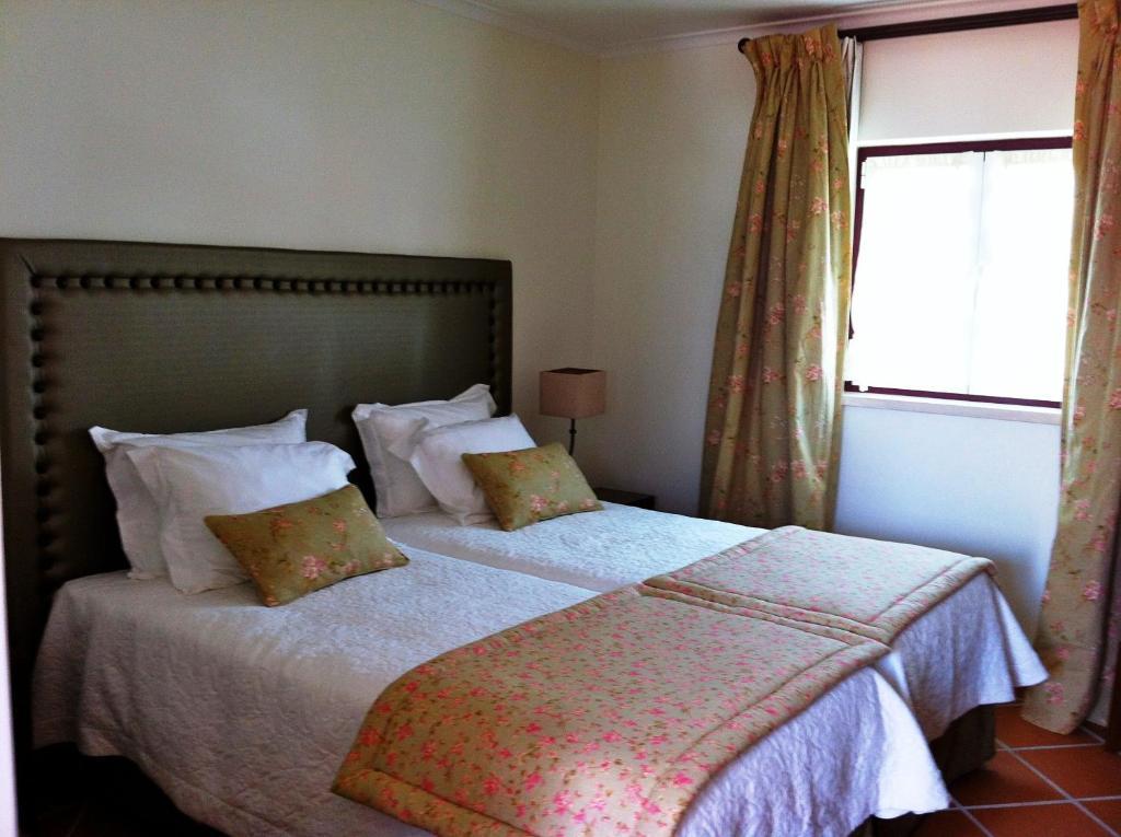 Отель Casa Do Largo - Golega - Turismo De Habitacao Номер фото